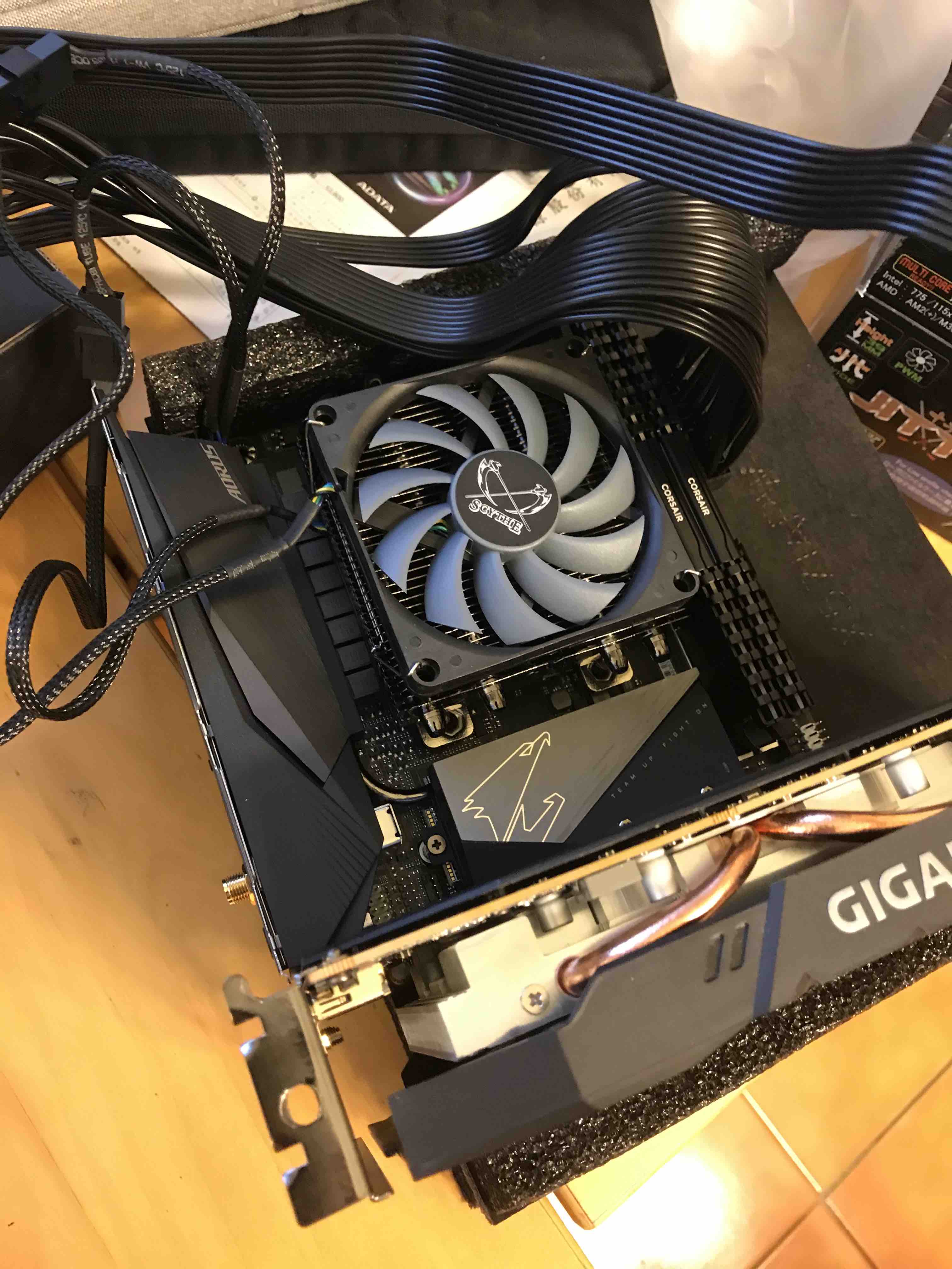 CPU fan & GPU on motherboard